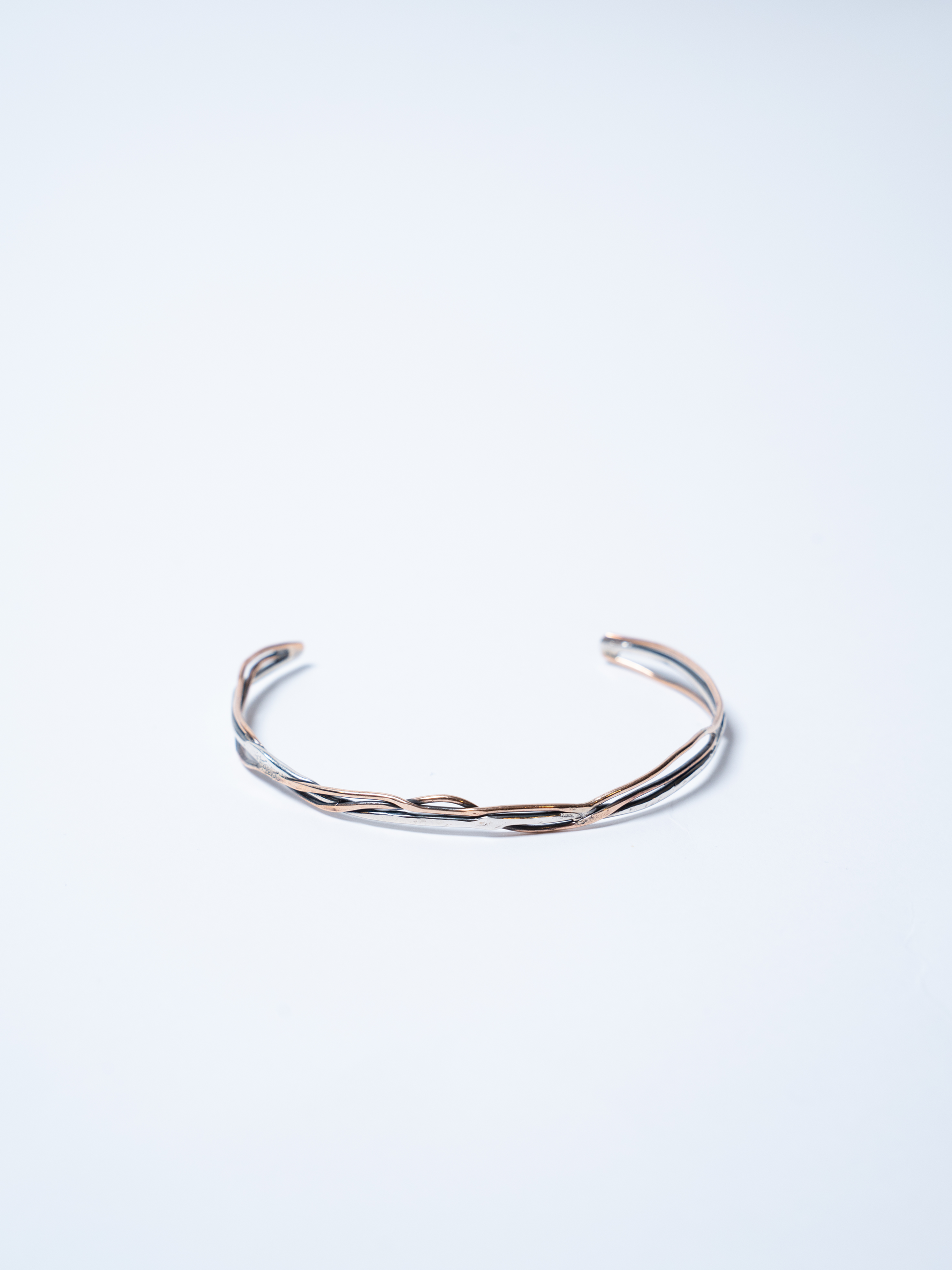 FROSTWOVEN CUFF