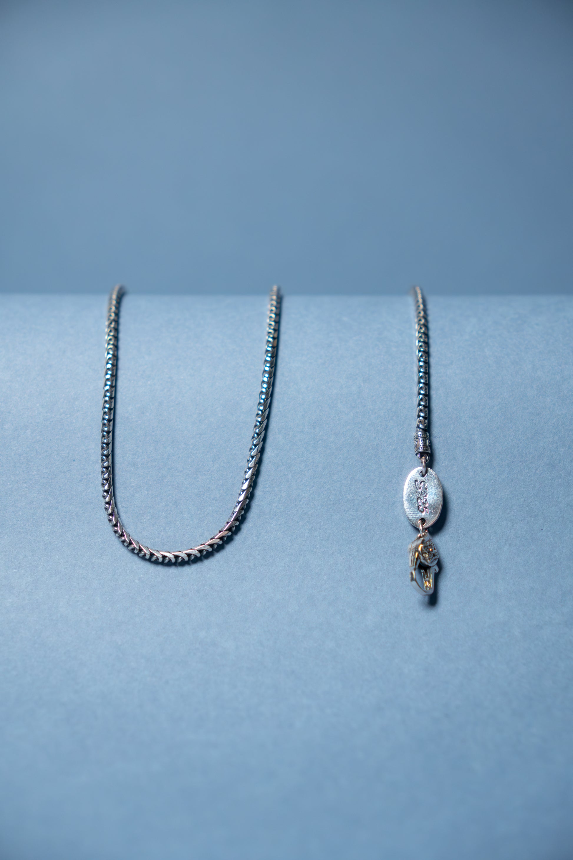 AXEN TWIST CHAIN