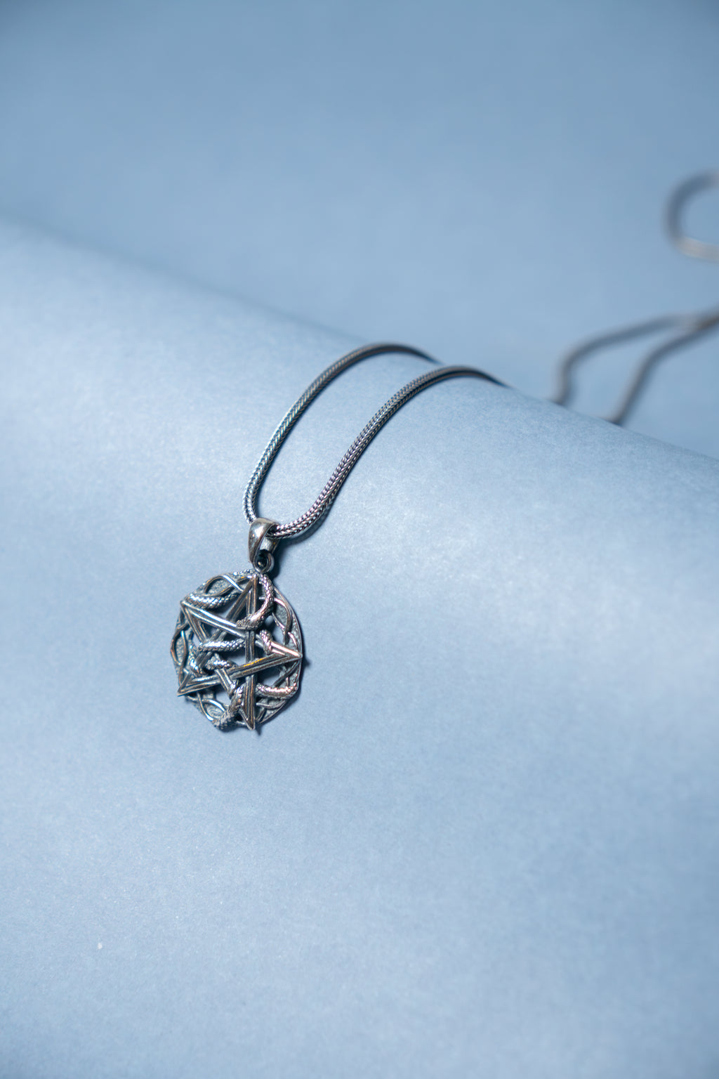 FIFTH TRACE PENDANT