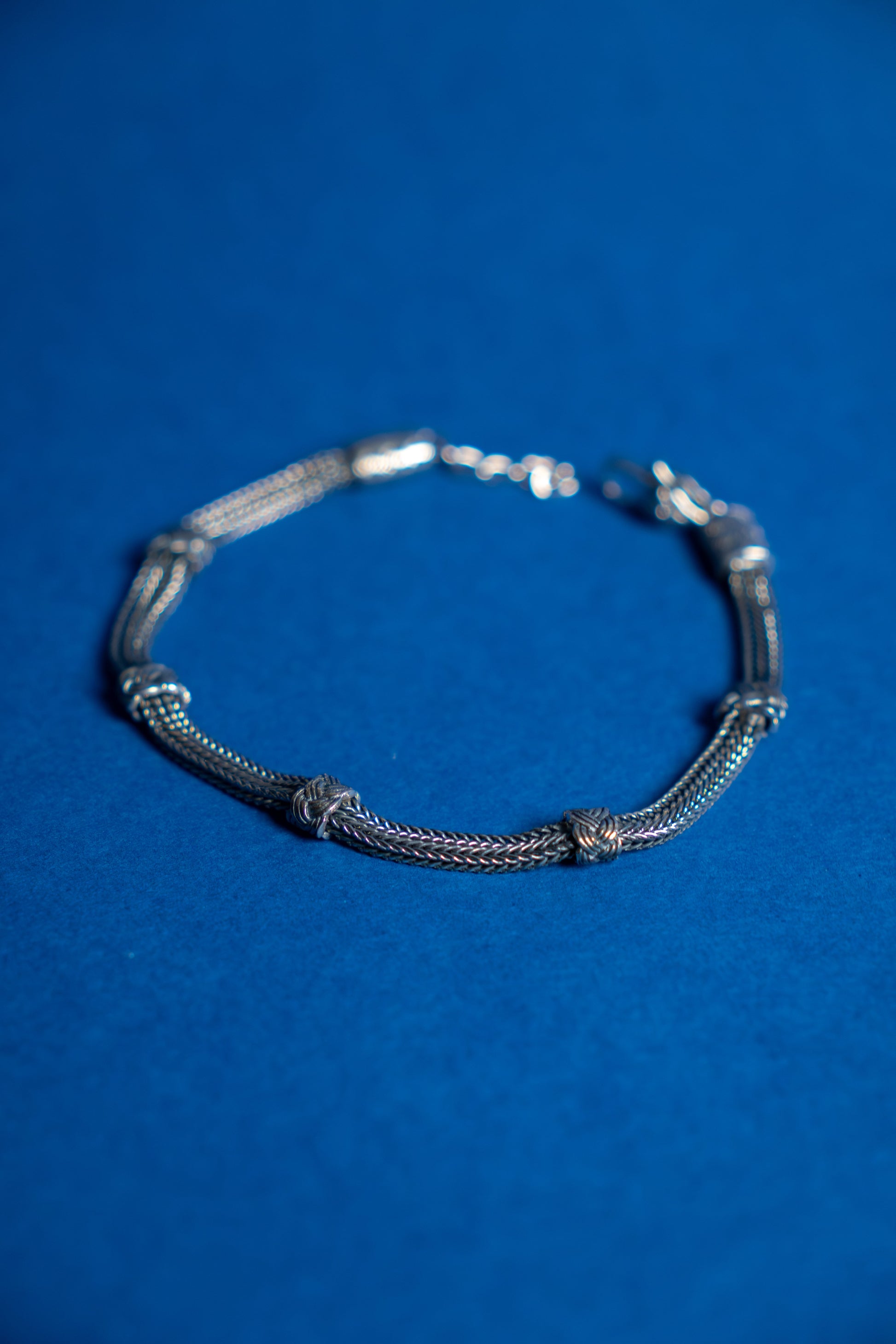 SMOKE TWIST BRACELET